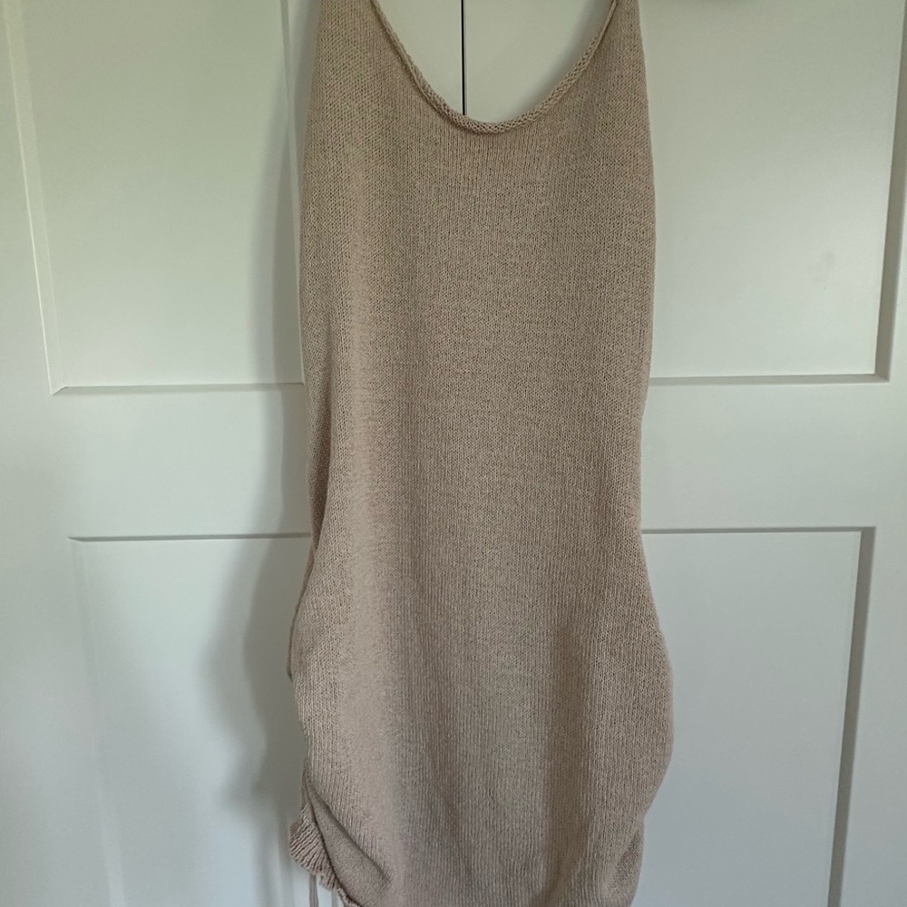 Elegant Beige Knit Dress